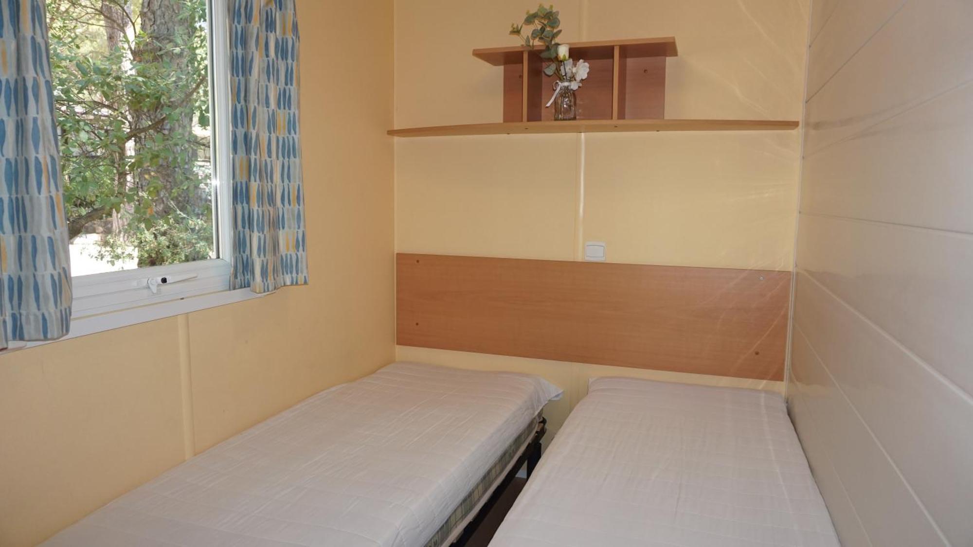 Chalets Met Buitenkeuken Op Camping Lei Suves - Joycasa รอกเกอบรูน-ซูร์-อาร์ฌ็องส์ ภายนอก รูปภาพ